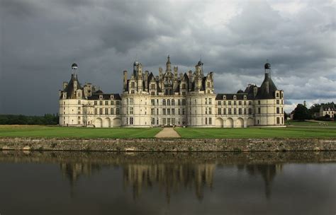 chateau de chambord alluring world