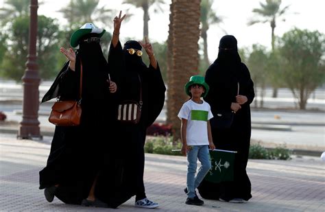 eight things women still can t do in saudi arabia the independent