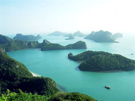 beautiful islands across the world world s best islands