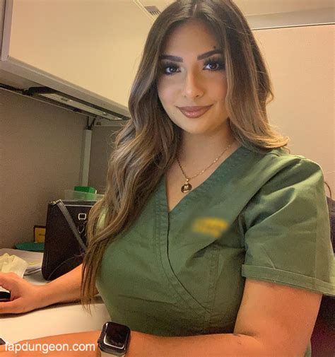 Dianaalvaradx Thick Latina Nurse Page 2 Of 2 Fapdungeon