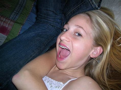 3 porn pic from bimbo tongue targets waiting for your cum 5 sex image gallery