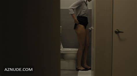 browse celebrity on toilet images page 1 aznude
