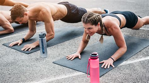 Fitness Training Ohne Geräte Mit Dem Eigenen Körpergewicht Leben