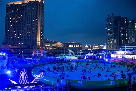 Night Pool Parties Becoming Popular In Japan As Fewer Young People