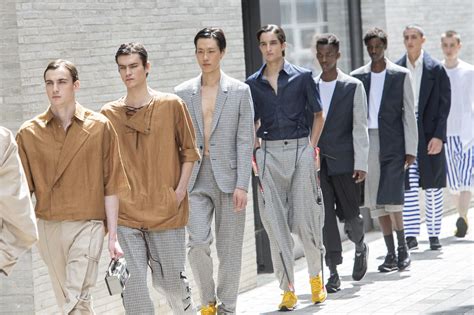 Chalayan Spring 2020 Men S Fashion Show The Impression