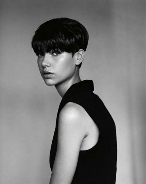 35 androgynous gay and lesbian haircuts with modern edge