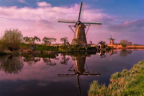 Windmills Of Holland P E A C E F U L D A Y S Kinderdijk Hope You’re