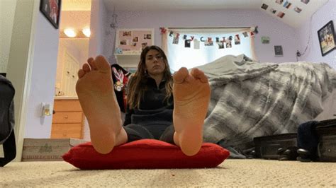 Long Feet And Sexy Soles Full Hd Barefoot Food Crush Clips Clips4sale