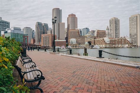 guide  bostons harborwalk