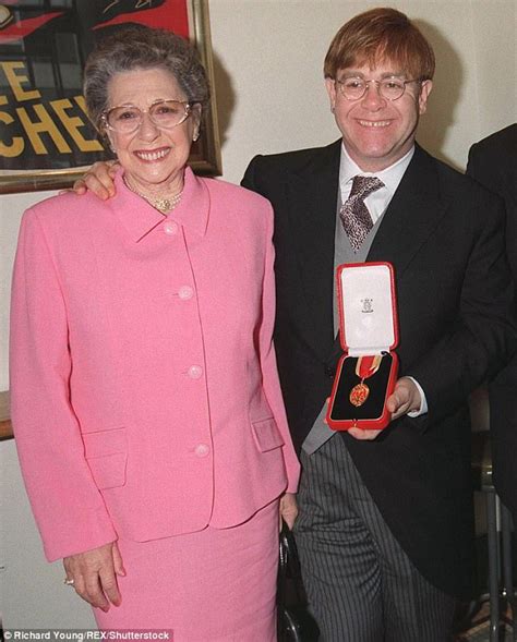 Elton John Wishes Mom Sheila A Happy Mother S Day