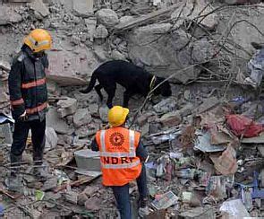 hotel building collapses  secunderabad  killed rediffcom india news