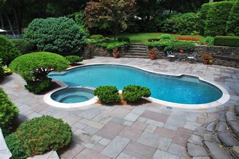 aqua pool  patio  form pool