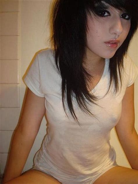 amateur emo women naked pics and galleries