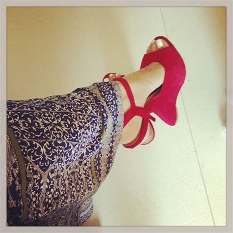 heart evangelista s feet