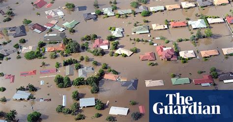 brisbane a ghost town as residents flee floods in