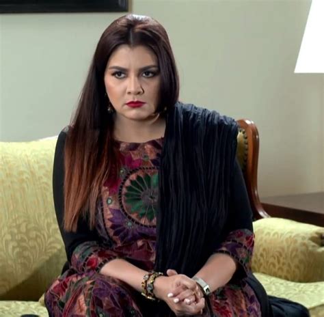 bushra ansari s stance on the ratings of nand and pyar ke sadqay dope