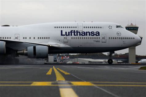 Lufthansa Streicht Direktflüge Von Berlin Nach New York Der Spiegel