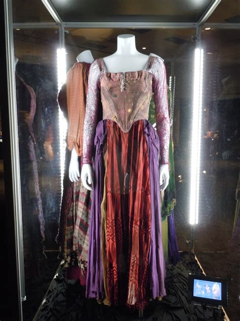 Hollywood Movie Costumes And Props Hocus Pocus Movie
