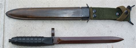 bayonets  knives