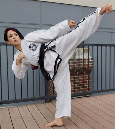 taekwondo girl karate girl martial arts girl martial arts women