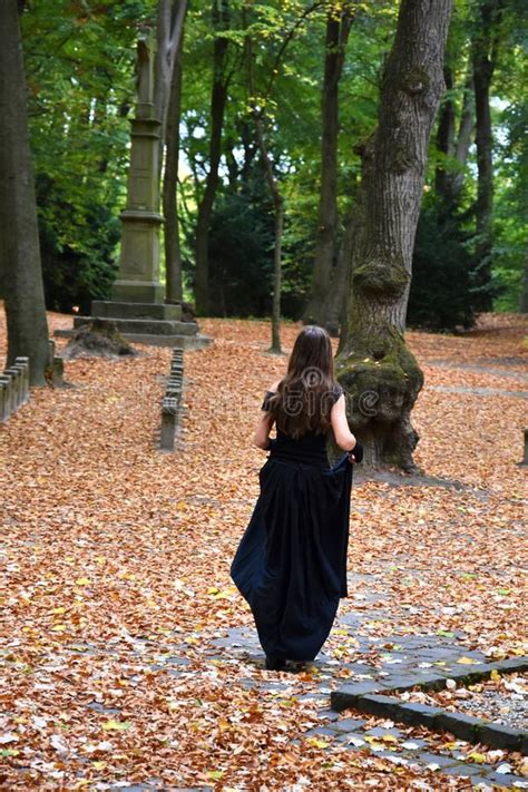 Girl In Graveyard 1 Stock Image Image Of People Grief