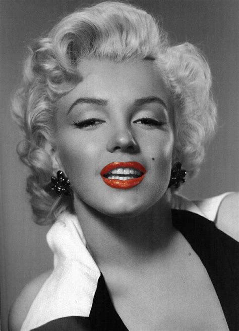 Marilyn Monroe In Black And White With A Splash Of Red