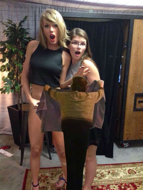 taylor swift s belly button launches the weirdest photoshop battle the daily dot