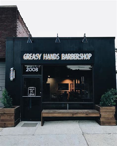 greasy hands barbershop  open  downtown tuscaloosa