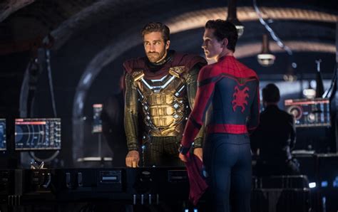 New Spider Man Far From Home Clip Has Jake Gyllenhaal