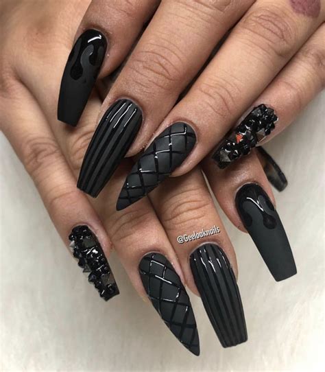 pin  beautiful strong wise  nails black acrylic nail designs