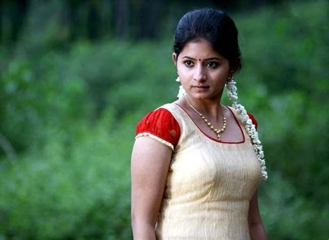 actress beauty reshmi menon sexy pictures bolly actress pictures