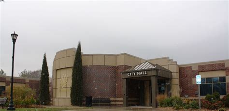 burnsville city hall  civic center pkwy burnsville mn
