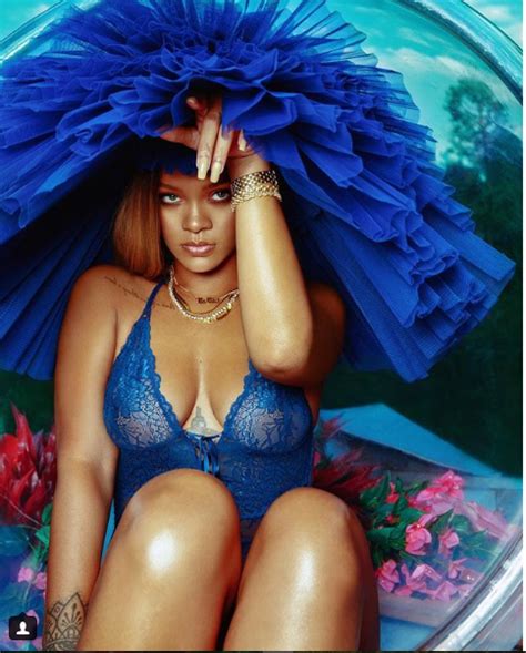 Pop Star Rihanna Just Shared This Sexy Photo Of Herself