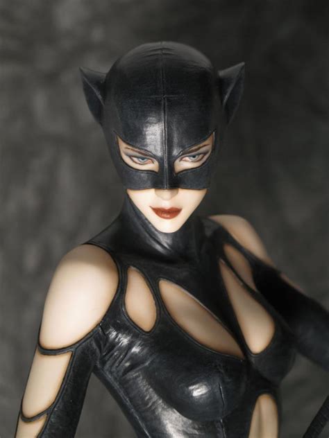 dc comics fantasy figure gallery statue 1 6 catwoman
