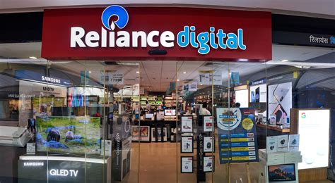 reliance digital  add  stores    year signnews