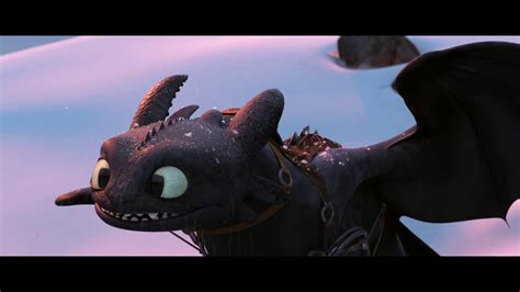 httyd  toothless   train  dragon photo