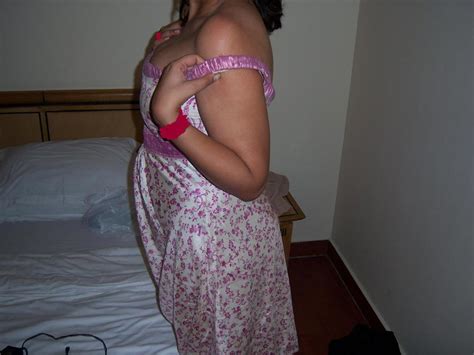 indian hot wife in nighty bed pics honeymoon hd sex
