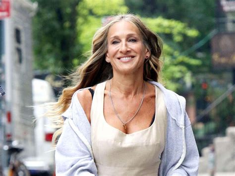 See All The Fabulous Fashion Sarah Jessica Parker Wears In ‘satc
