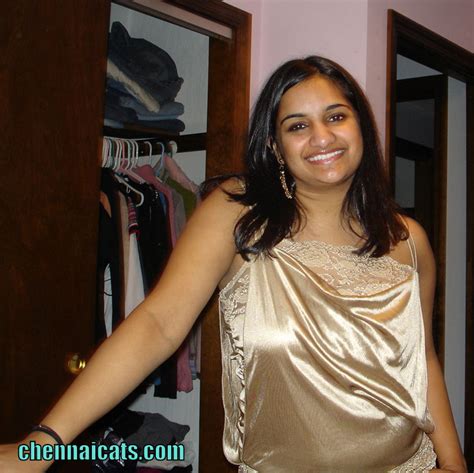 Beautiful Muslim Girls Indian Hot Aunties Images