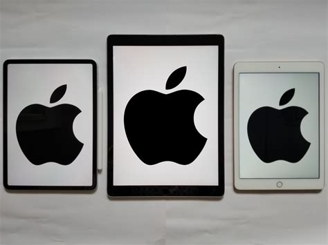 ipad  stuck   apple logo