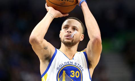 stephen curry    throws   quarter  nba finals game