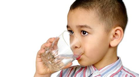 laat ik mijn kind sap  water drinken babyblog