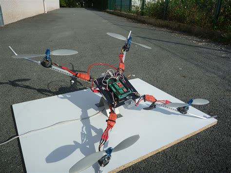 description projet quadricoptere yanonix yann droniou