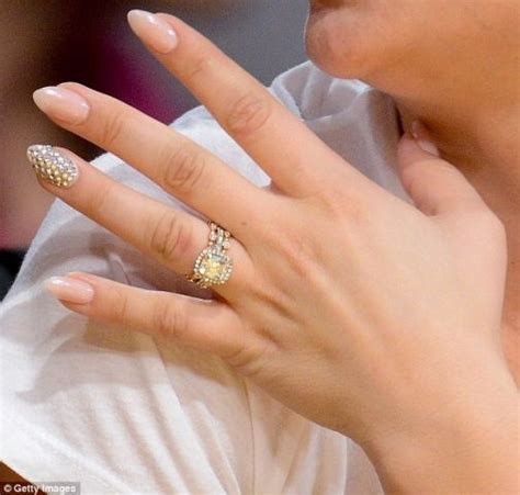 cute manicures that show off your engagement ring in 2019