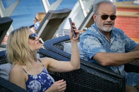like father trailer with kristen bell kelsey grammer and seth rogen