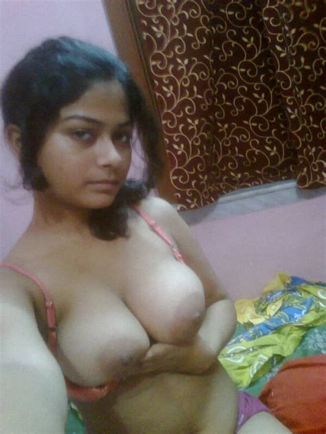 indian aunty nude selfie nouveau porno