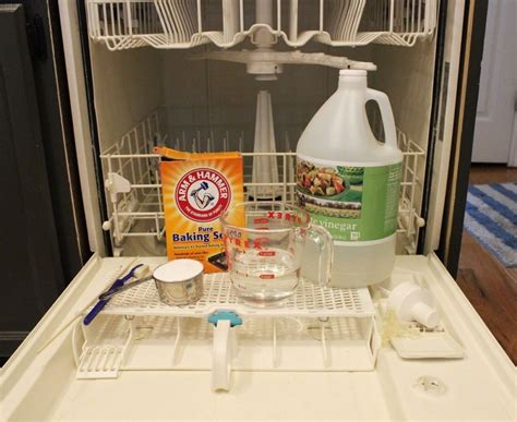 clean  dishwasher  vinegar
