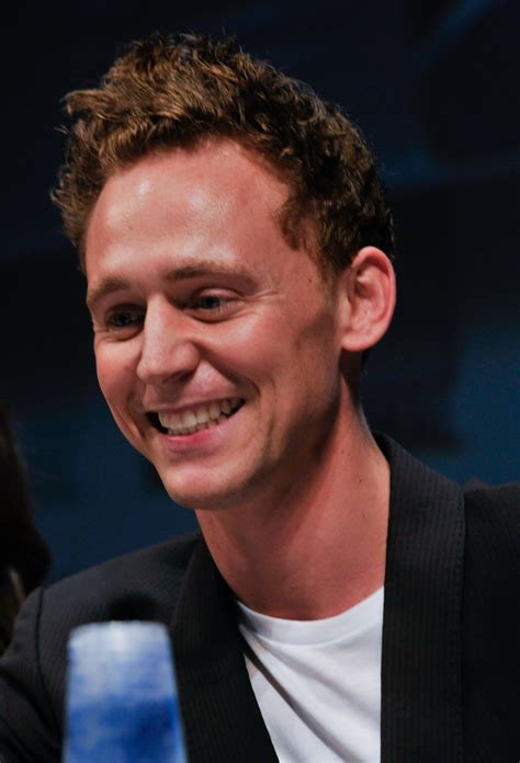 tom tom hiddleston photo  fanpop