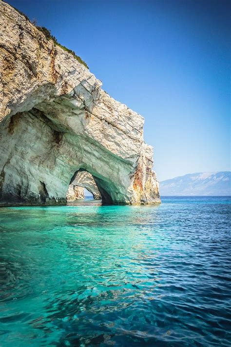 modra špilja blue cave on bisevo island zakynthos