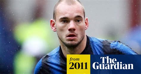 wesley sneijder leaves door open for possible internazionale exit football the guardian